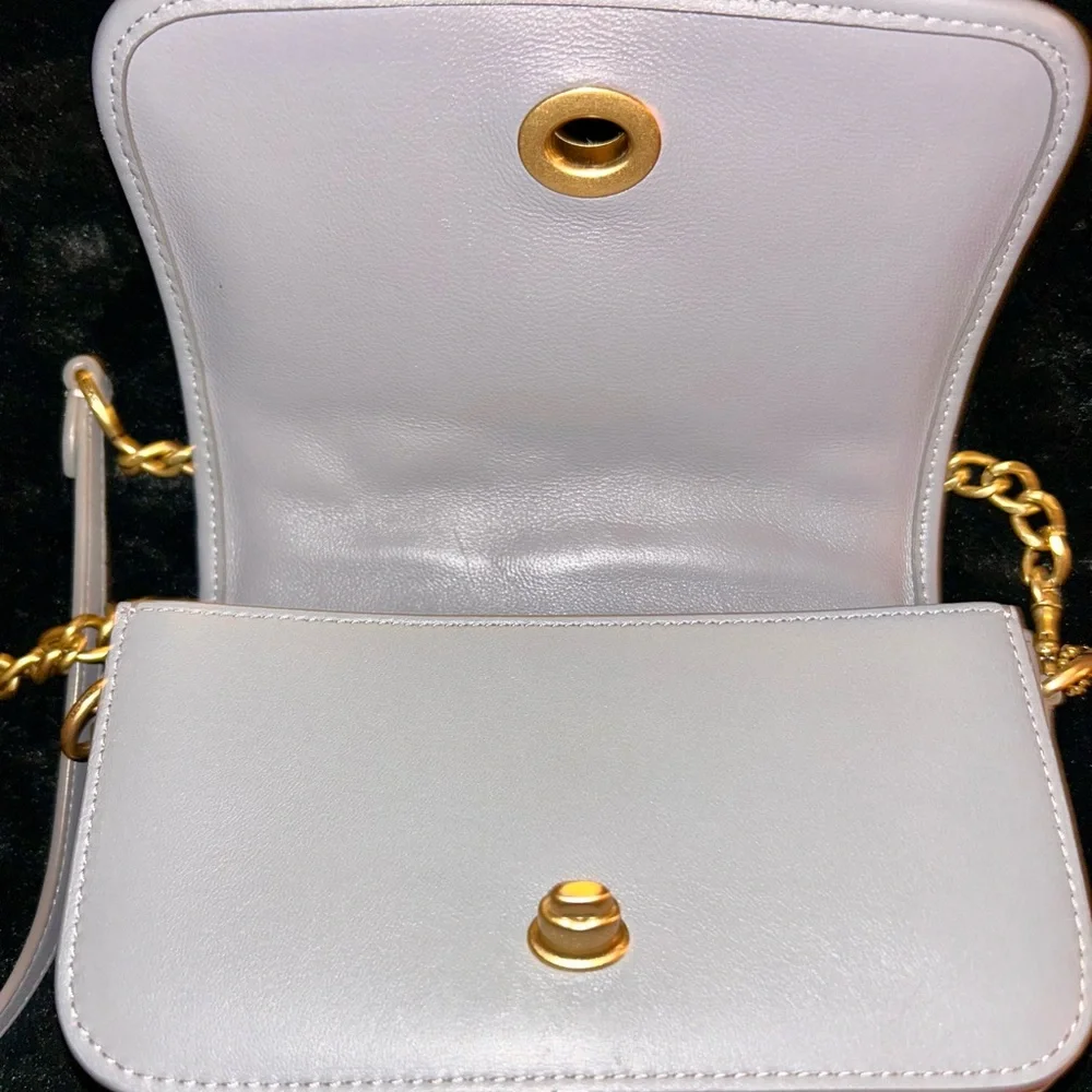 EUC Coach Quilted Shoulder Bag in Light Gray with Gold Chain - Picture 3 of 7